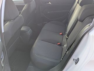 Peugeot 308 1.5BlueHdi 130Cv Automático Allure 