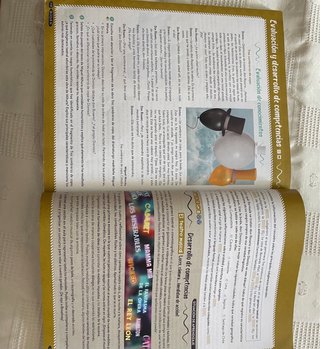 Lengua Castellana y Literatura 2º ESO. Libro de...