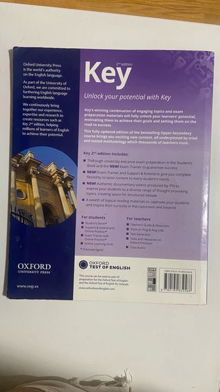 Key to Batxillerat 2. Student's Book. 