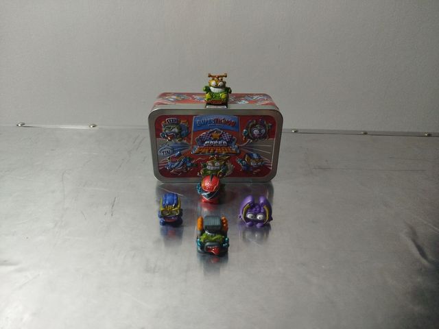 SuperThings - Caja metálica con 6 figuras