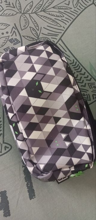 Mochila Coolpack y estuche escolar