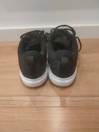 Zapatillas Adidas negras talla 46