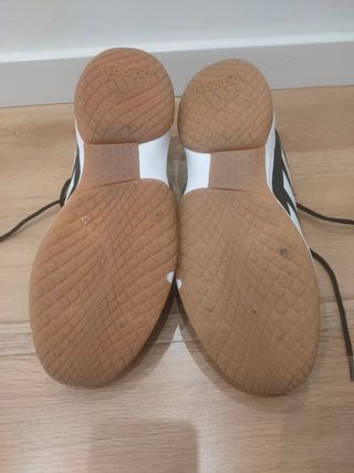 Zapatillas Adidas negras talla 46