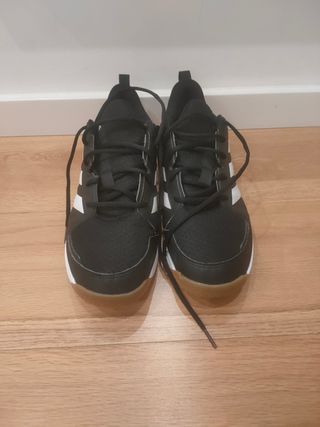 Zapatillas Adidas negras talla 46