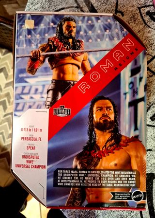 Figura Roman Reigns WWE Ultimate Edition 