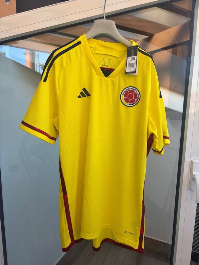 Maglia Colombia XL Adidas di seconda mano per 40 EUR su