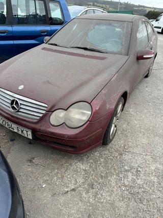 Mercedes C220 Sportcoupé - Despiece
