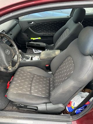 Mercedes C220 Sportcoupé - Despiece