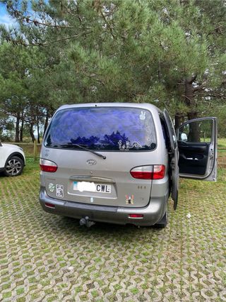 Hyundai H-1 2004