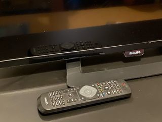 TV Philips 32" negra