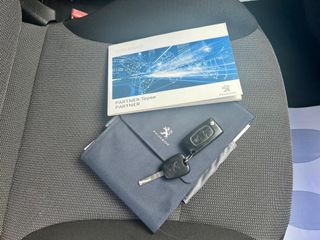 Peugeot Partner Larga 1.5BlueHdi 100Cv IVA Inc