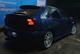 SEAT Leon 2004