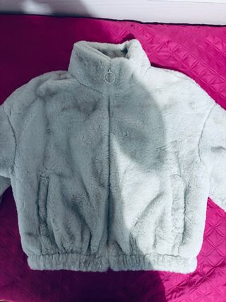 Giacca di pelliccia grigia