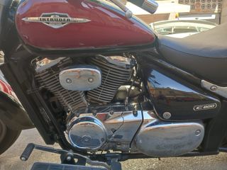 Suzuki Intruder C800 - Moto