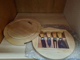 Set Torra Casa: Tagliere & 4 coltelli