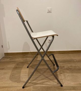 2 Taburetes altos blancos  Ikea Franklin