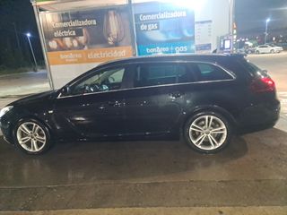 Opel Insignia 2011