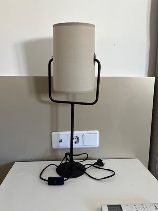 Lámpara mesita noche - beige/negra