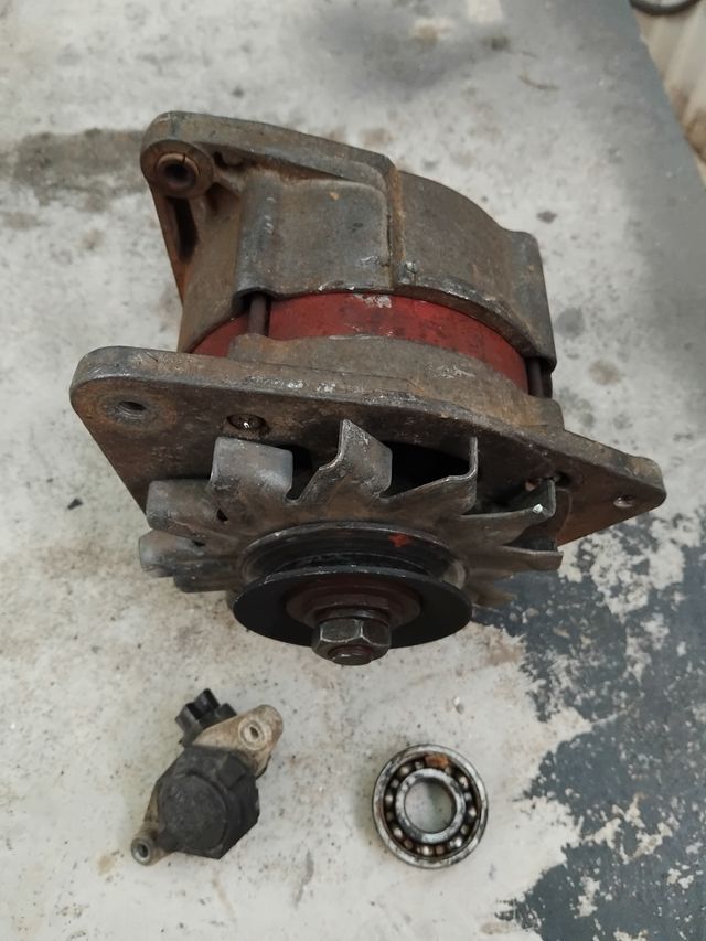 Alternador Ford Fiesta Mk2 MK3 - Usado