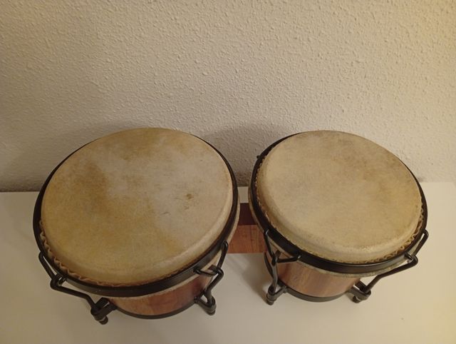 Bongos de madera - Instrumentos musicales