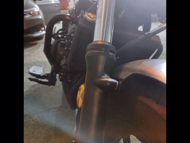 Honda Rebel 500 - Moto Custom Negra Preciosa