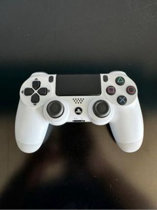 PS4 (PlayStation 4) Slim + 2 mandos + 3 juegos