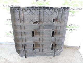 Mercedes 108918 a9675410105 tapa bateria atego 818