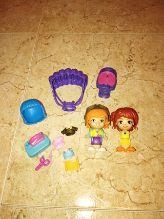 Dos Muñecas y complementos