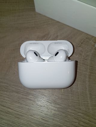 Auriculares inalámbricos blancos