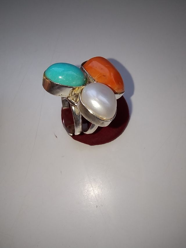 Anello 3 pietre: corallo, turchese, perla