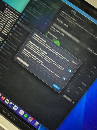 MacBook Pro 13" 2020 - Plata