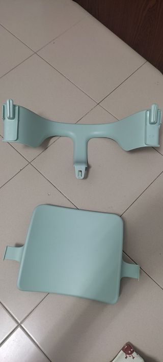 Acople para sentarse y topes Stokke: Trona