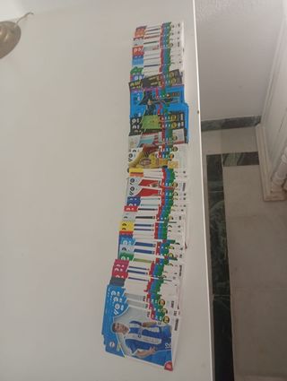 Cromos Adrenalyn XL 24-25
