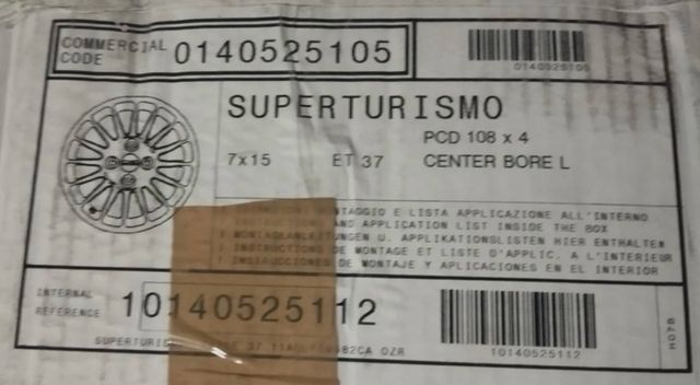 llanta original oz racing superturismo de 15”