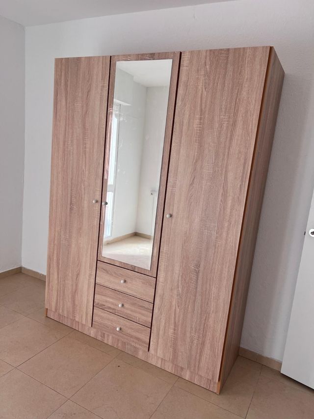 Armario 3 puertas blanco 1.50 m ancho 2 m de largo