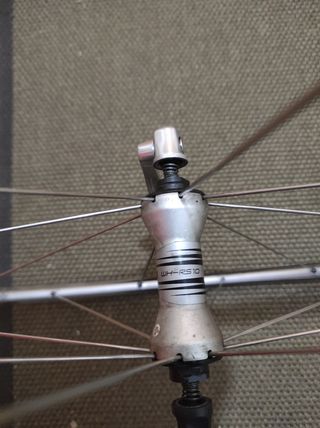 Rueda Shimano WH-RS10 Delantera