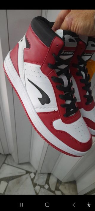 Scarpe Kronos N41  - Rosso/Bianco Black