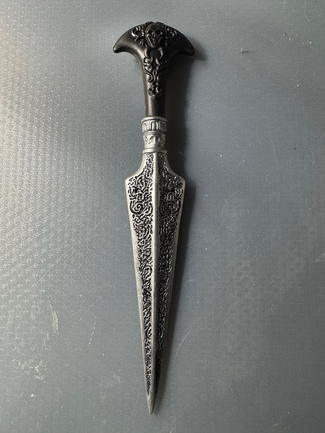 Daga Bellatrix resina 19cm