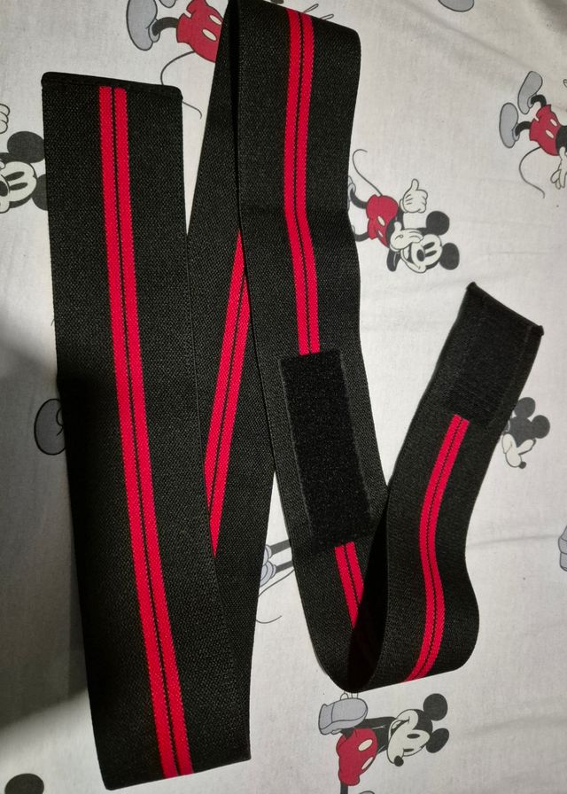 Rodillera elástica deportiva