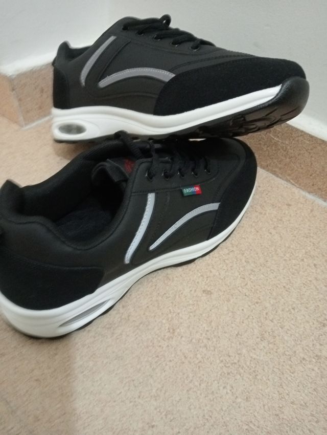 Zapatillas negras hombre