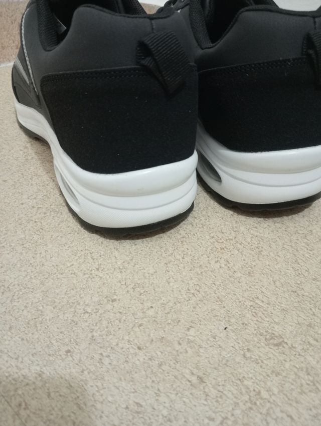 Zapatillas negras hombre