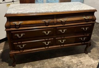 Comodini antichi in marmo