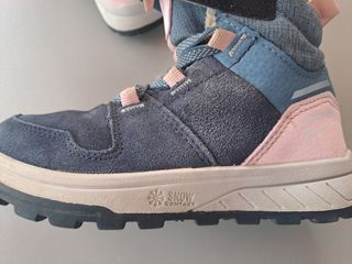 Botas montaña niña talla 26-27