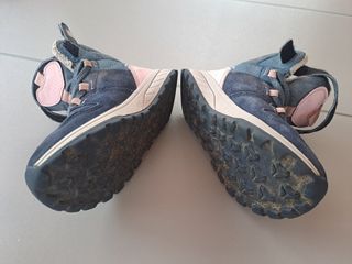 Botas montaña niña talla 26-27