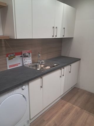 Muebles cocina blanco-madera