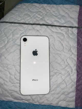 iPhone XR blanco