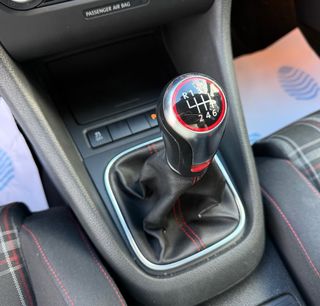 Volkswagen Golf VI GTI 210cv 2011