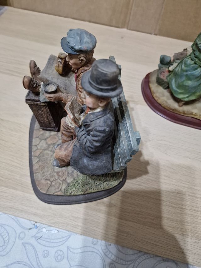 3 statue vintage in resina