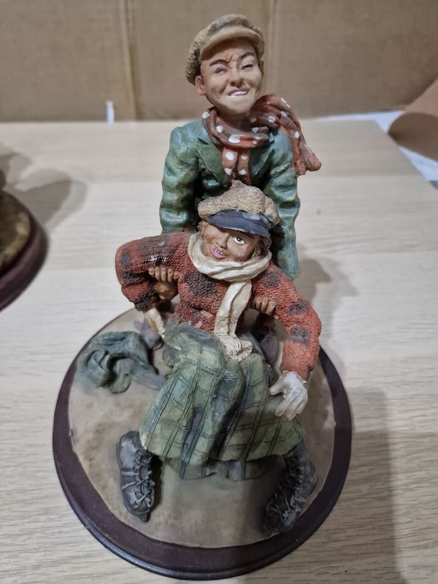 3 statue vintage in resina