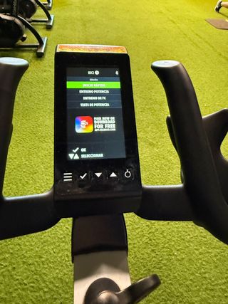 Bicicleta Spinning Life Fitness IC6